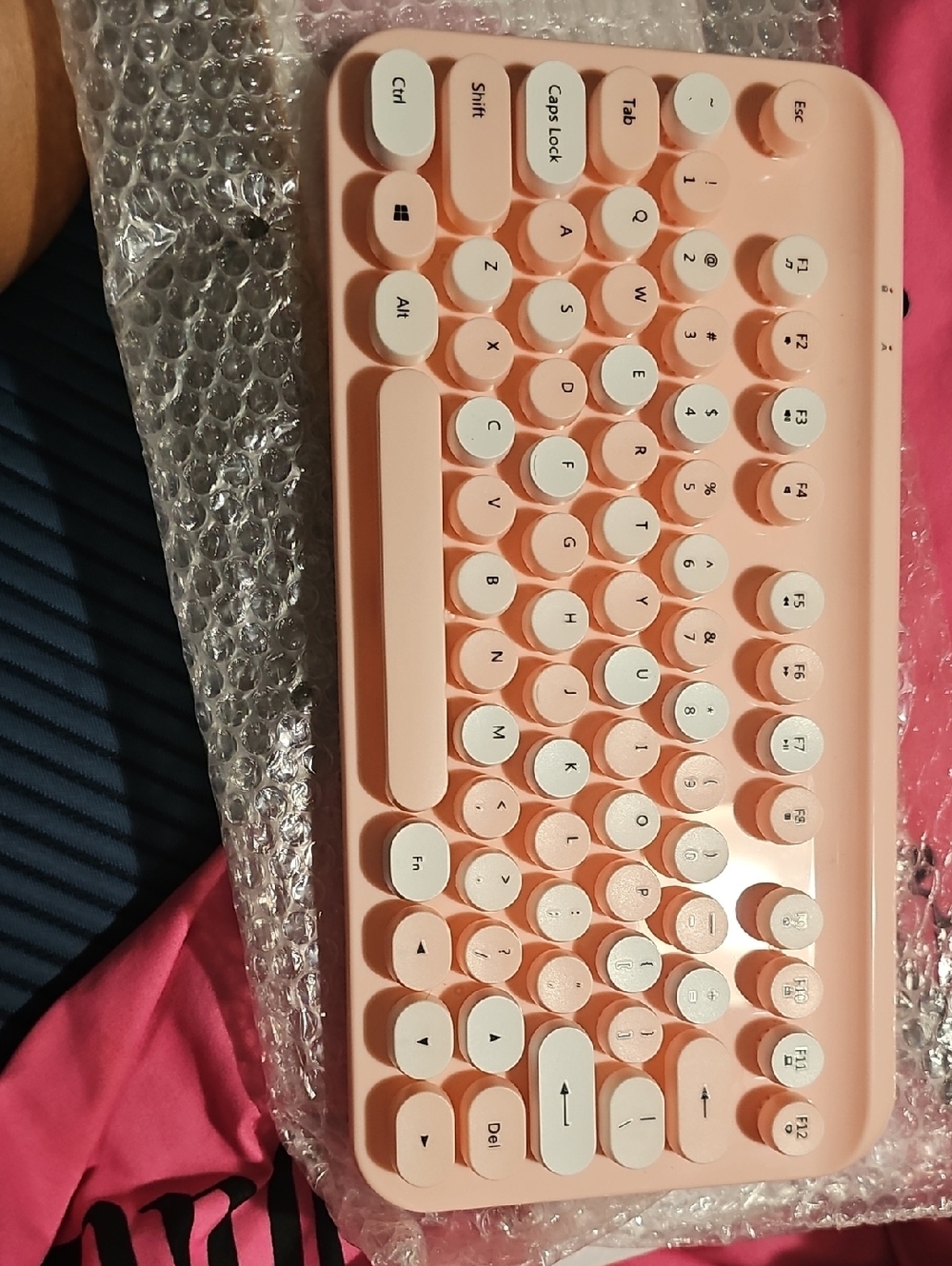 Xo Pink Keyboard Please Read